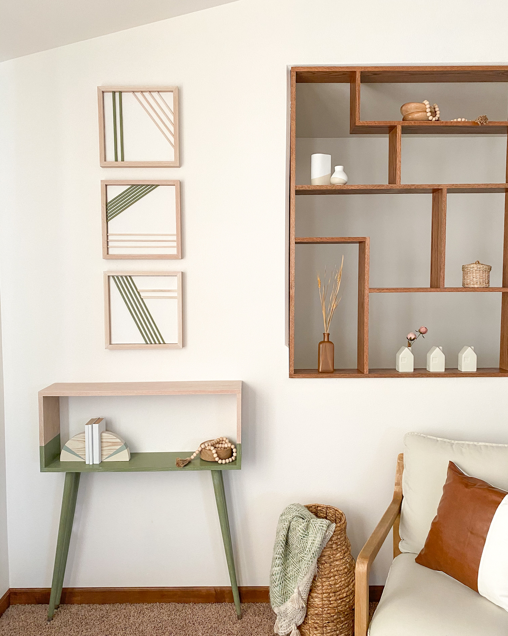 How to Make Modern Wall Art with Wood Dowels - The Handcrafted Haven